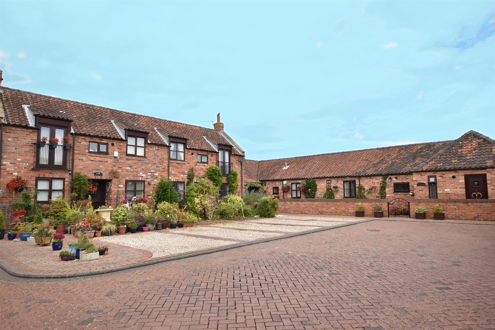 Whitehall Country Cottages, Cleethorpes Joy Walker Estate Agent